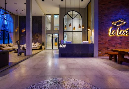 르 레르 호텔 라차부리