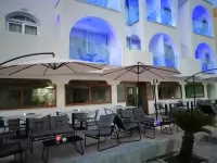 La Veranda De Larnaca Hotels in Mazotos