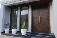 The Royal Casa Hotel, Ludhiana Hotel a 