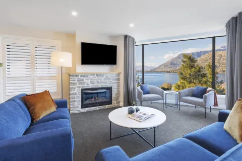 Oaks Queenstown Shores Resort