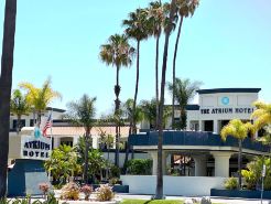 Atrium Hotel Orange County