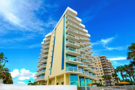 Bahama House - Daytona Beach Shores