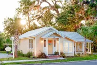 Sweetwater Branch Inn - 3-Star