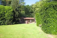 Villa de Nachtegaal Hotels in Huizen