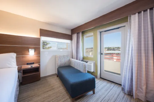 Holiday Inn Express GROVER BEACH-PISMO BEACH AREA by IHG