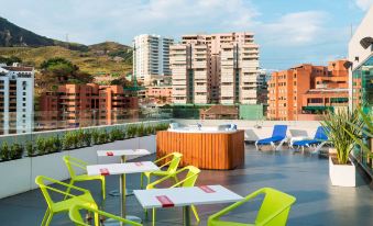 Hampton Inn by Hilton Cali