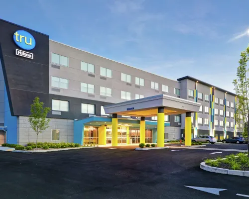 Tru by Hilton Chicopee Springfield Hotels in Chicopee