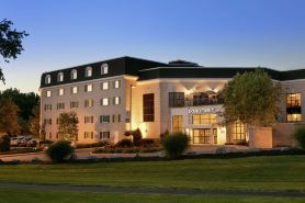 DoubleTree Resort by Hilton Hotel Lancaster