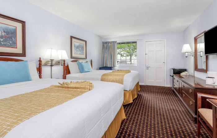 Travelodge by Wyndham Cape Cod Area