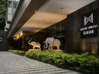 Likto Hotel (Guangzhou Taojin Metro Station) Hotels near لا بيرلي