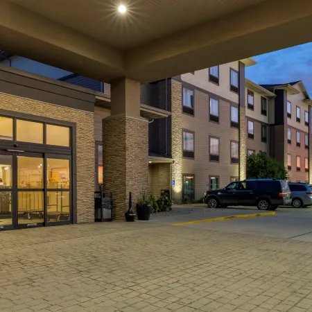 Best Western Plus North Platte Inn Suites