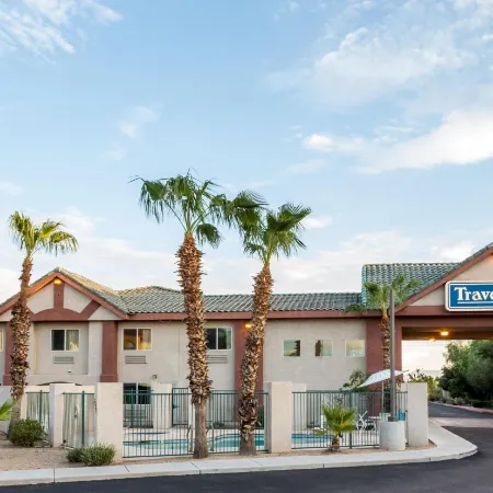 Days Inn by Wyndham Phoenix West
