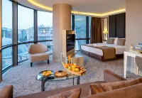 The Conforium Hotel Van Hotels near Zeve Denizcilik Anadolu Lisesi