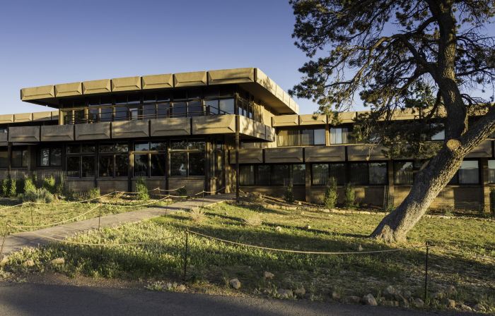 Kachina Lodge - Inside the Park