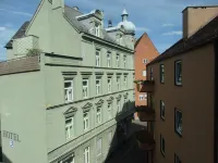 City Hostel