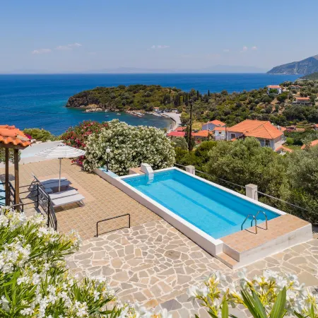 Mouzakis Villas