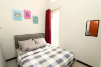 Villa Private Pool Syariah Musim Liburan Junrejo 호텔
