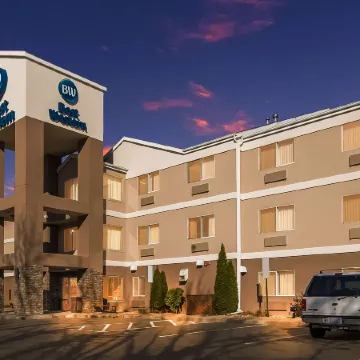 Best Western Empire Towers Отели в г. Су-Фолс