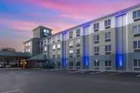 Spark by Hilton Orlando near SeaWorld Hotels in International Drive South-Sea World