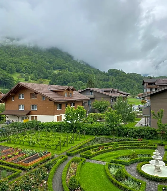 Alpenrose Hotel And Gardens - Interlaken