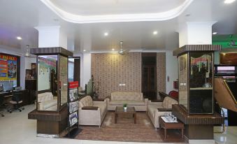 FabExpress Welcome Palace Near New Delhi Railway Station