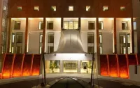 Sunrise Beach Hotel Hotel in zona Chiesa rupestre di Agioi Saranta