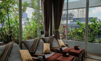 Sabai Sathorn Service Apartment