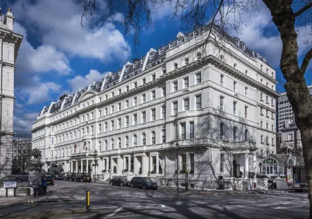 Corus Hyde Park Hotel