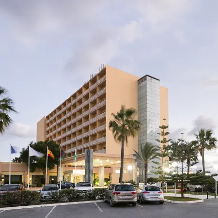 Sol Málaga Guadalmar Отели рядом с достопримечательностью «Пляж Гуадальмар»