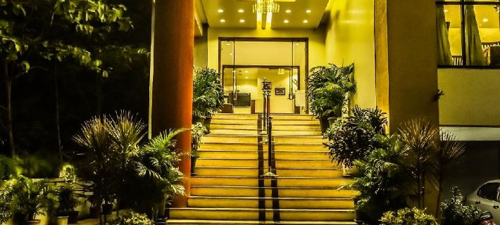 Hotel Manasi Royal Hotels in Satara