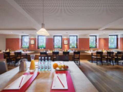 ツム ゴールデネン オクセン アシャッフェンブルクのホテル