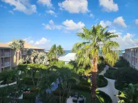 Holiday Inn Resort GRAND CAYMAN by IHG - con vistas al mar