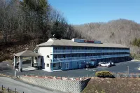 Econo Lodge - Waynesville Hotels in Lake Junaluska