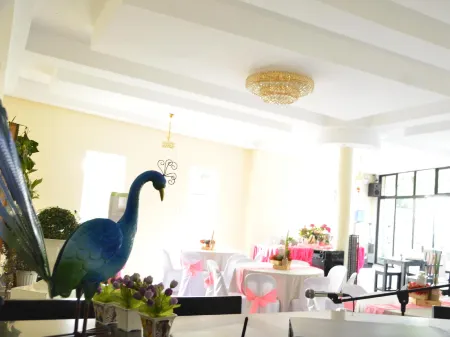 El Renzo Hotel Tagaytay