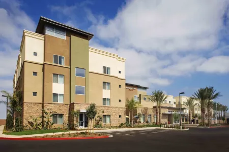 Residence Inn Tustin Orange County Отели в г. Тастин