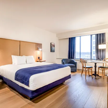 Hotel St. Regis Отели рядом с достопримечательностью «Небоскрёб "Нью-центр-Уан"»