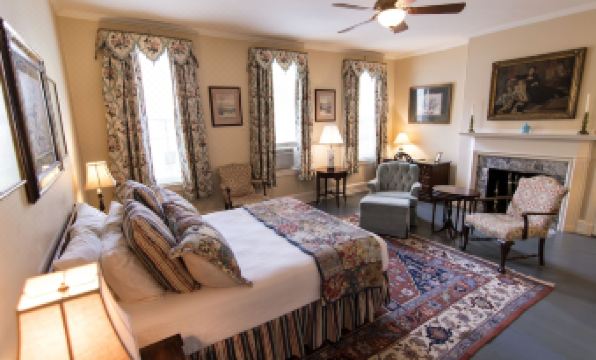 1. 라 리저브 베드..