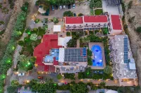 Calypso Hotel Отели в г. 