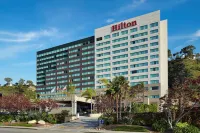 Hilton San Diego Mission Valley Các khách sạn gần Department of Electrical and Computer Engineering