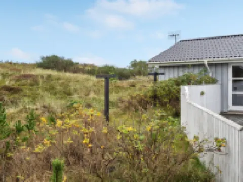 "Tino" - 900m from the Sea