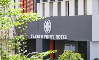 Season Point Hotel