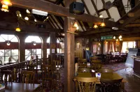 Premier Inn Eastbourne - فطور