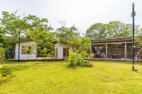 Gardenvilla Shirahama Hotels near Shirahama beach