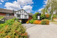 Elizabethan Lodge Hotels in Blackburn