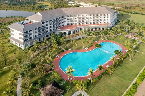 Vinpearl Cua Hoi, Affiliated by Meliá Hotels in Cua Lo