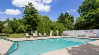 Best Western Plus Hannaford Inn  Suites Hotels in Kenwood
