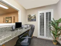 Days Inn by Wyndham Granbury Hotels in Hood County