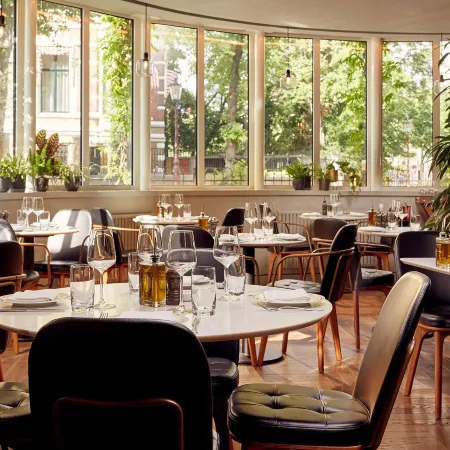 Park Plaza Vondelpark Amsterdam Отели рядом с достопримечательностью «Ауд-Зяуд»