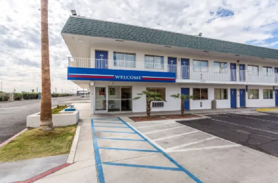 Motel 6 Blythe, CA Hoteles en 