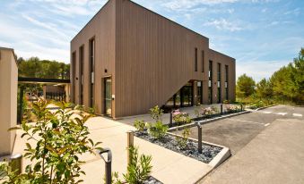 Kyriad Residence Cabries - Plan de Campagne